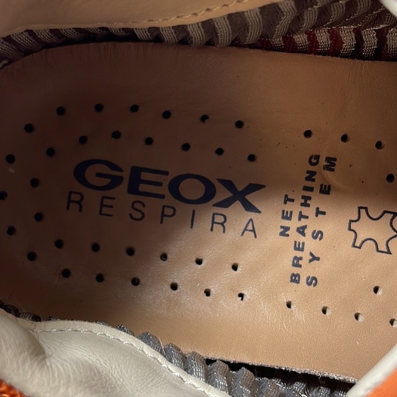 Geox Respira Mens Slip on Suede Sneakers.       Sz 9 - Picture 3 of 6